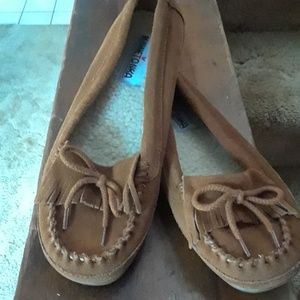Minnetonka shoes